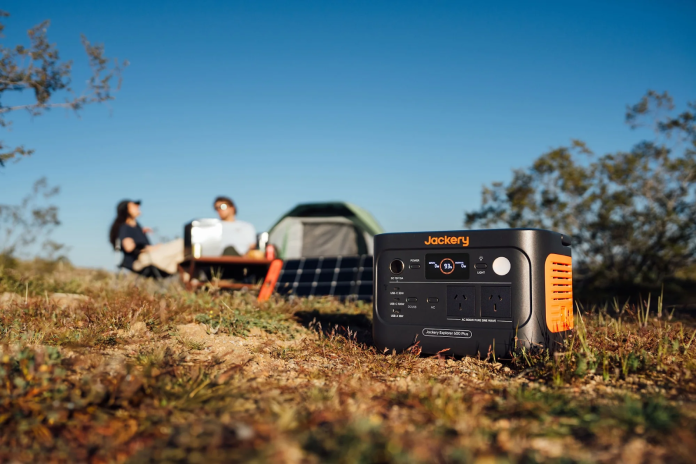 Solar Energy Powers Solar Generators