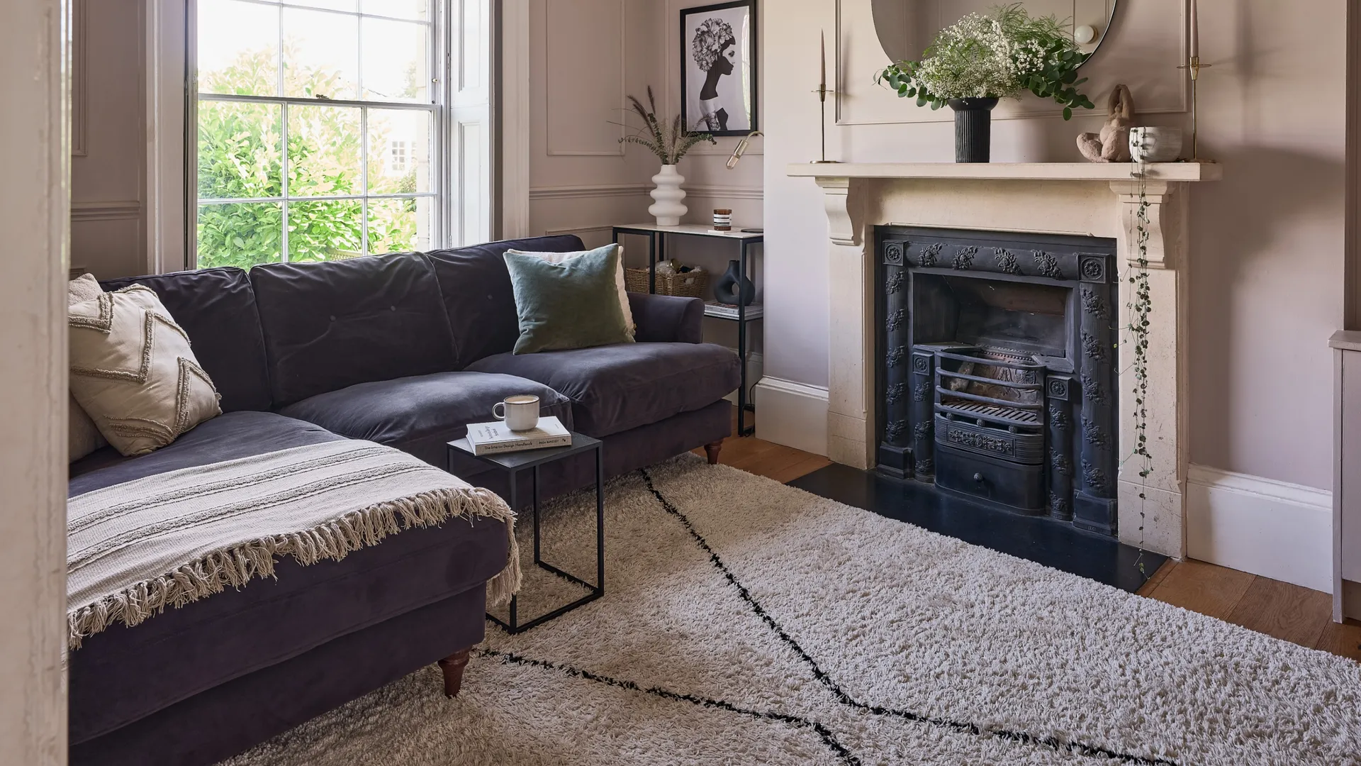 Dull Sofa Corners – Add Interest With Simple Styling