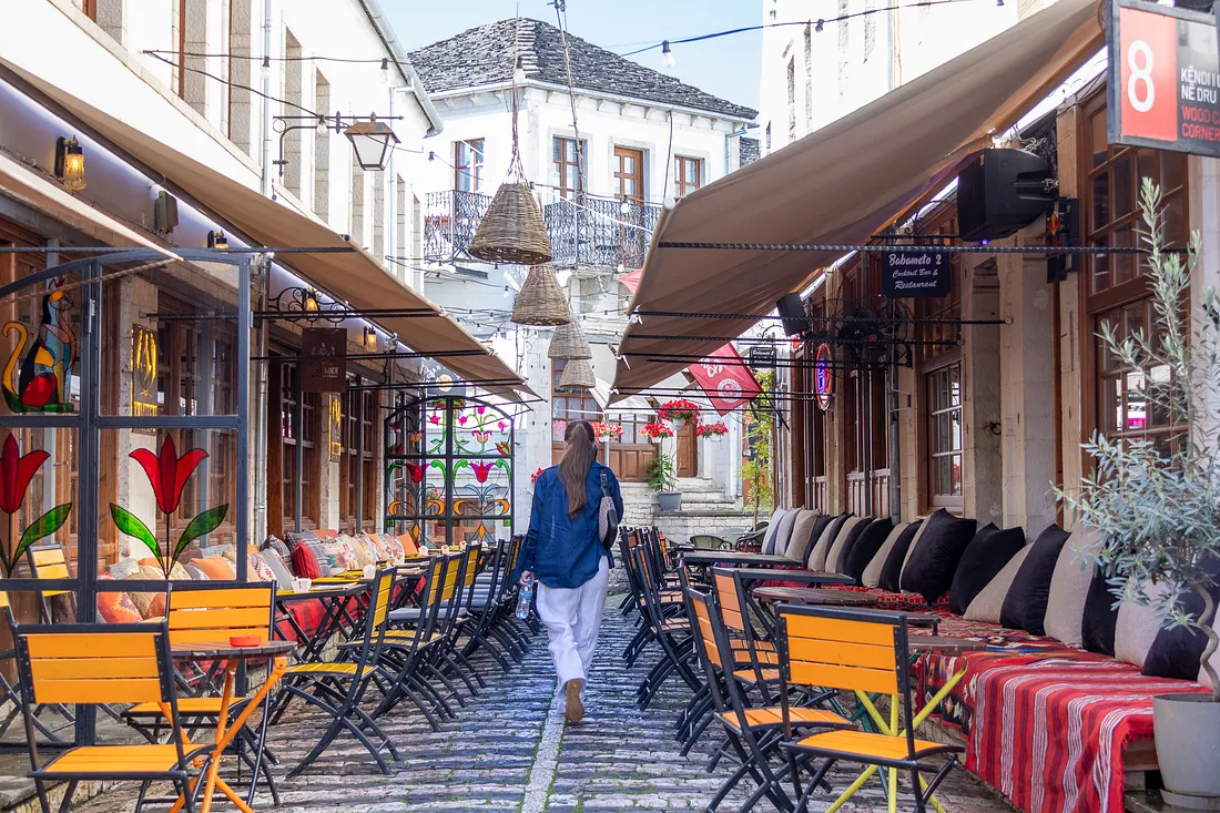 Crowded Tourist Attractions — Visit Smarter During Quieter Hours
